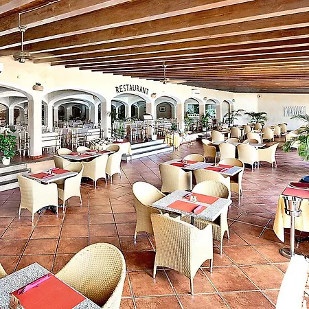 Colonna Resort, A Colonna Luxury Hotel, Hotell
