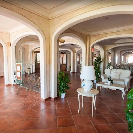 Colonna Resort, A Colonna Luxury Hotel, פורטו צ'רבו