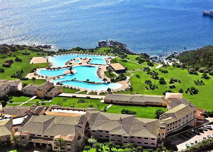 Colonna Resort, A Colonna Luxury Hotel, 5* Порто-Черво